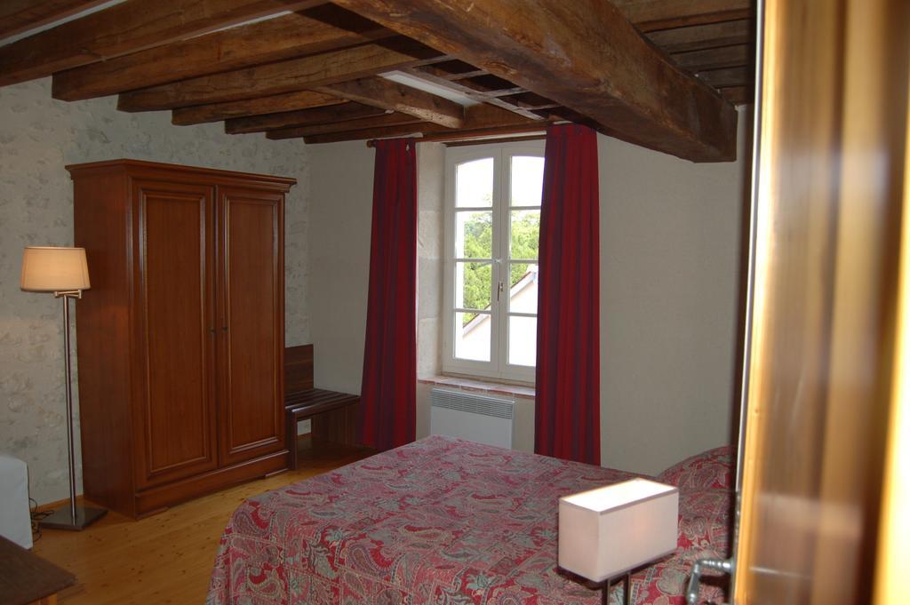 Le Moulin Neuf Bed & Breakfast Vignoux-sur-Barangeon Room photo